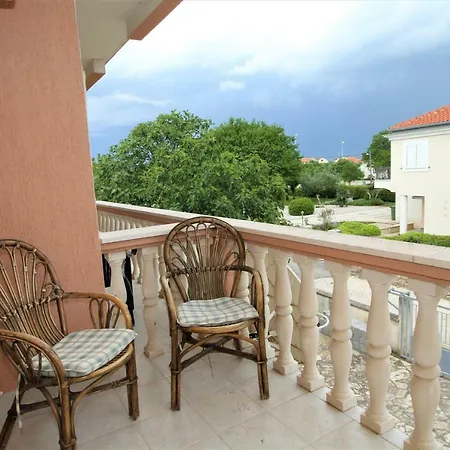 Holiday House Violeta * Zaton (Zadar)